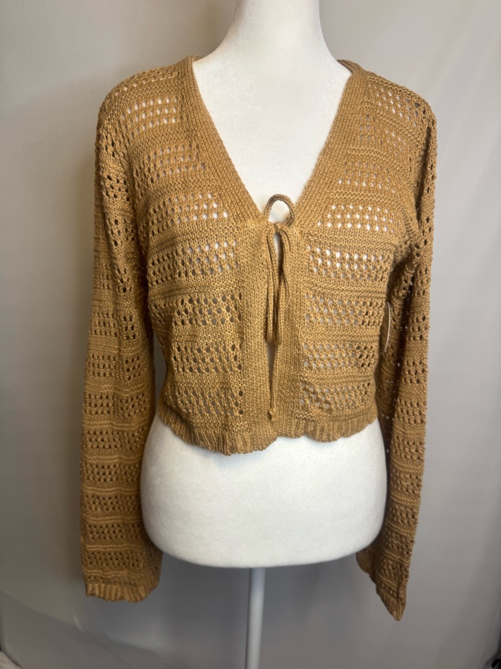 Jolie & Joy MED NWT gold, crocheted long sleeve crop cardigan, flare sleeve